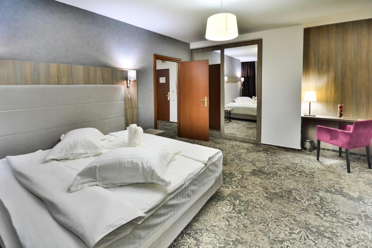Hotel Europeca Craiova Eksteriør billede